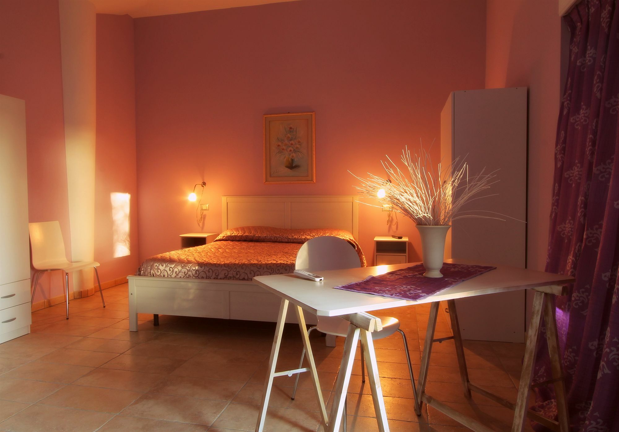 Salenthouse Guest house Racale